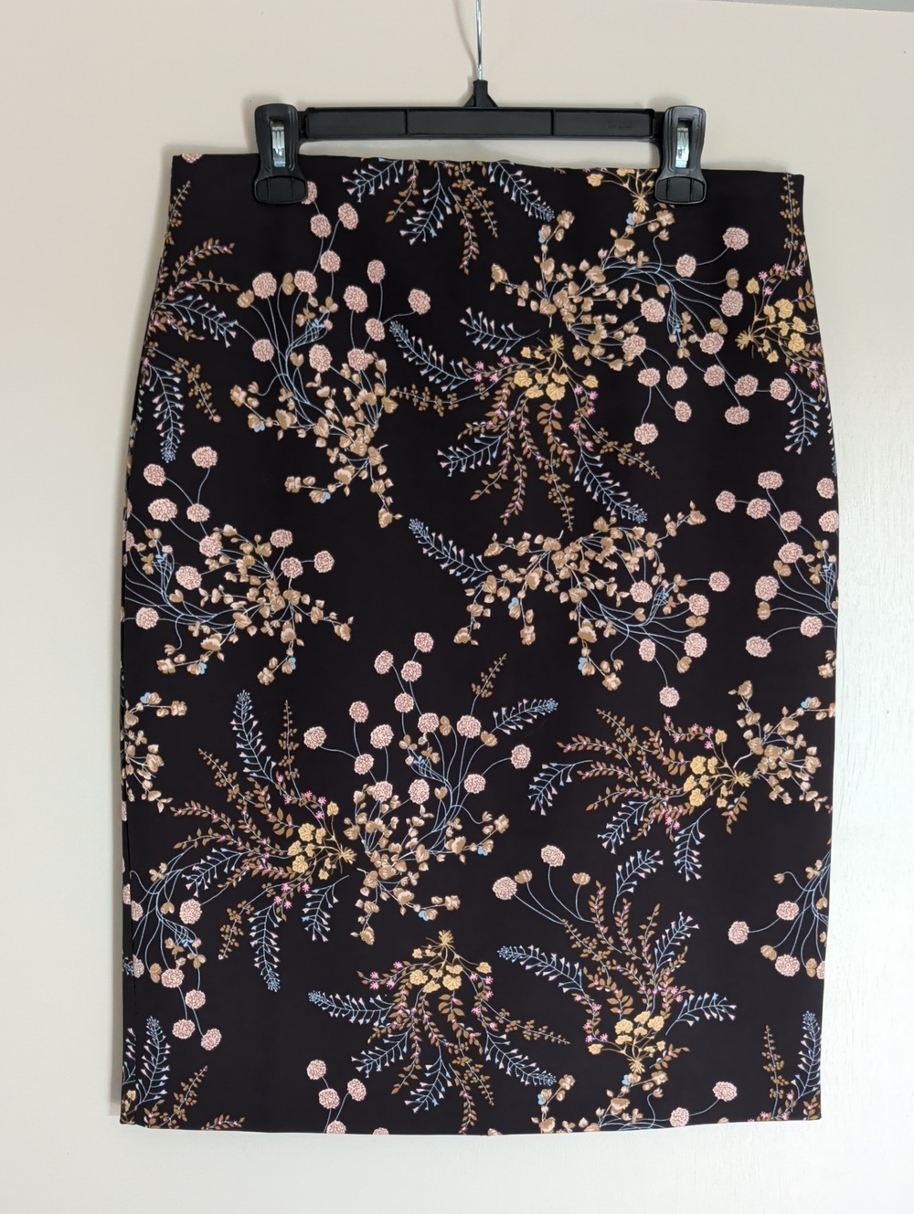 Philosophy Black Floral Pencil Skirt Size 12 Like New